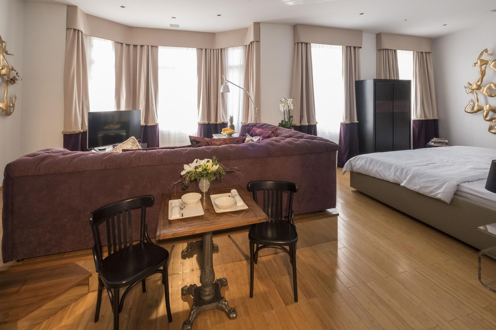 House Of Time - Fancy Suites Wenen Buitenkant foto